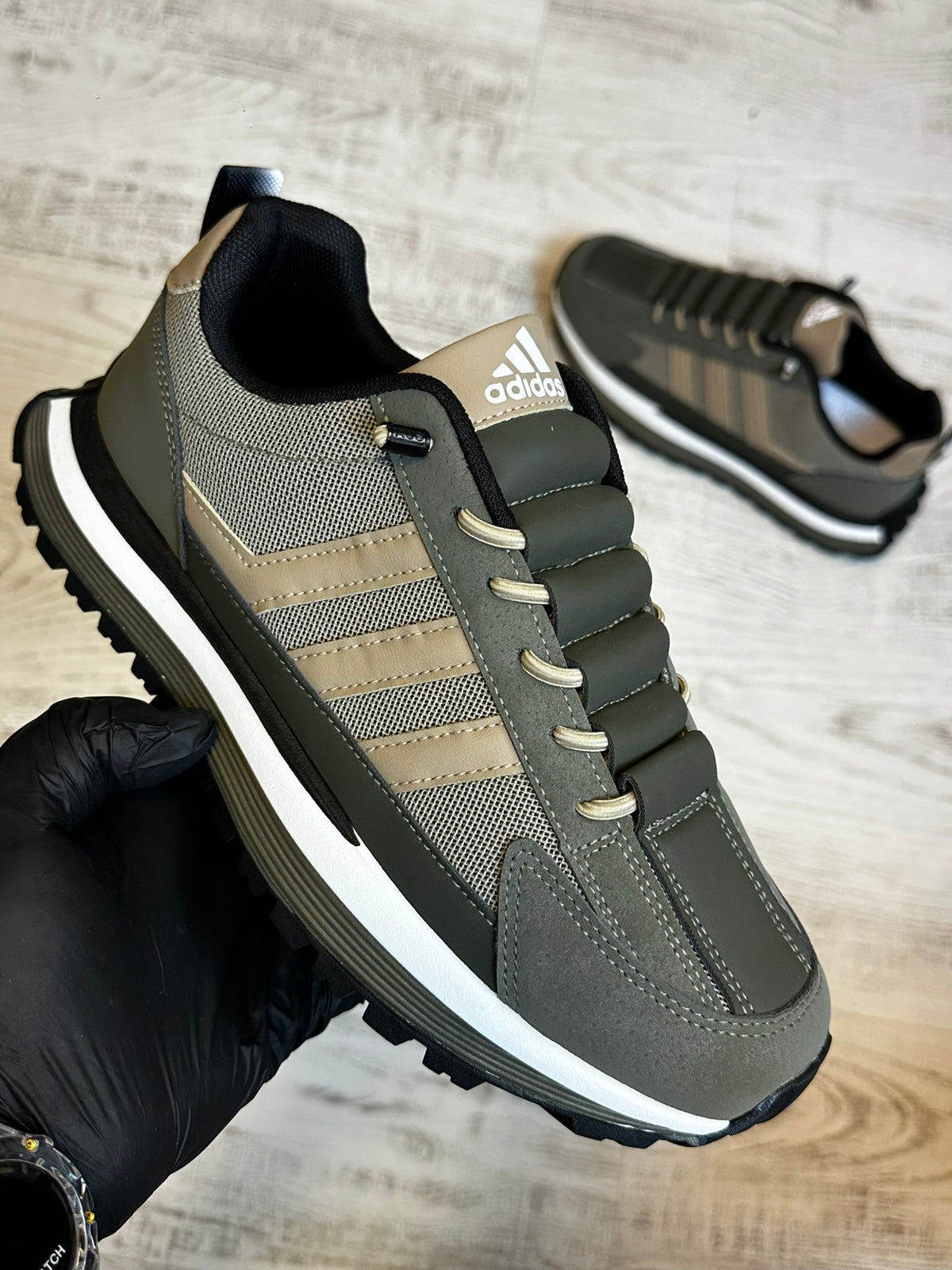 INCALTAMINTE BARBATI KAKI-MARO PLASA MODEL NOU COD 550